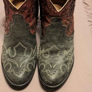 Elegant Black and Brown Ankle Booties